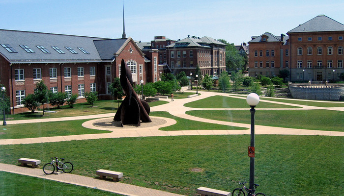 University of Illinois at Urbana-Champaign