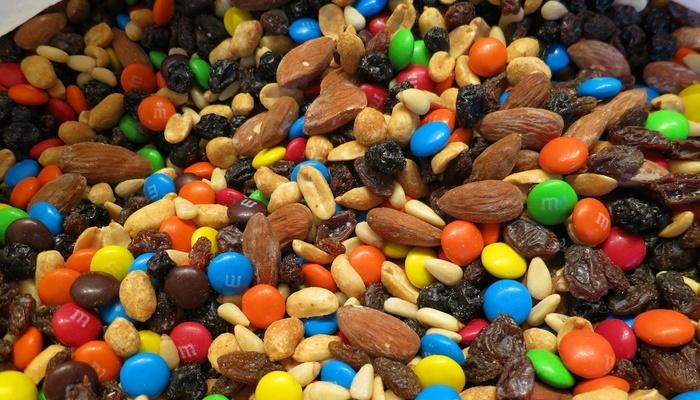 mix nuts and m&ms