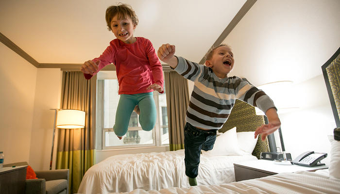kids jumping