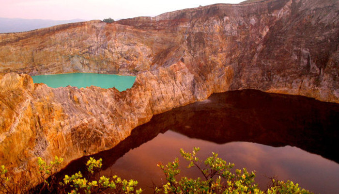 Kelimutu, Indonesia