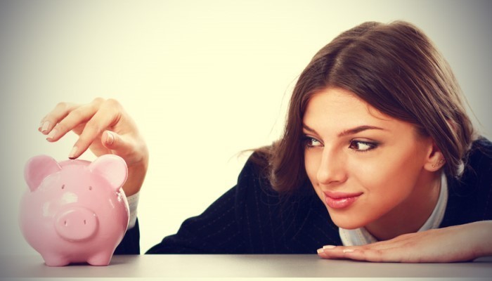 Woman with piggy Bank