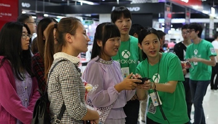 China lifts ban on consoles