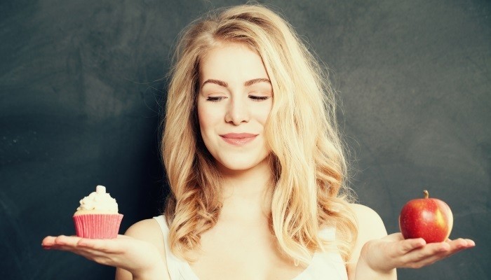 Deciding between cake and apple