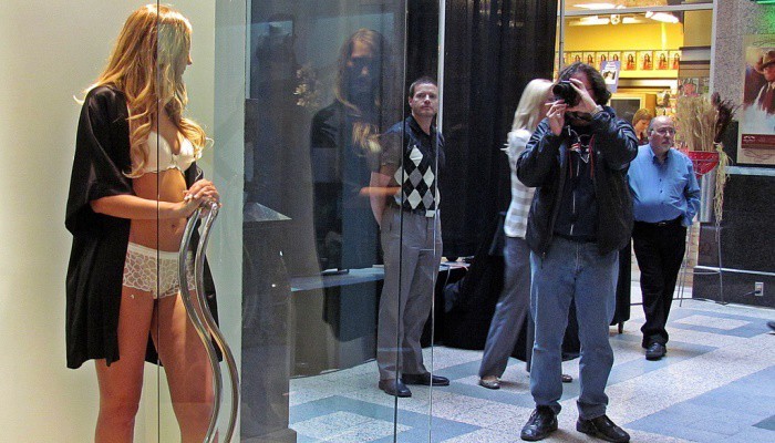 window live mannequin