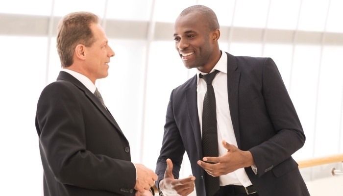 worker talking to his boss