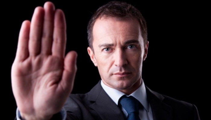 business-leader-saying-no-objection-content-marketing