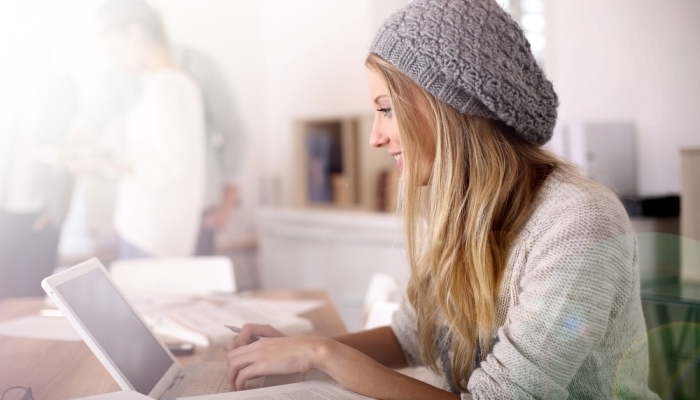girl laptop