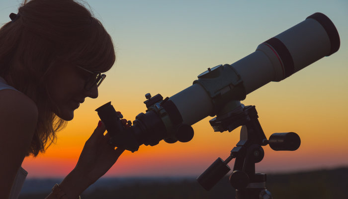 How to Become an Astronomer (Career Path)