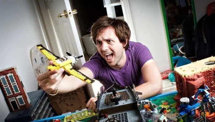 Alligevel erklære misundelse Top Jobs for LEGO Lovers (4 Careers You Can Pursue)